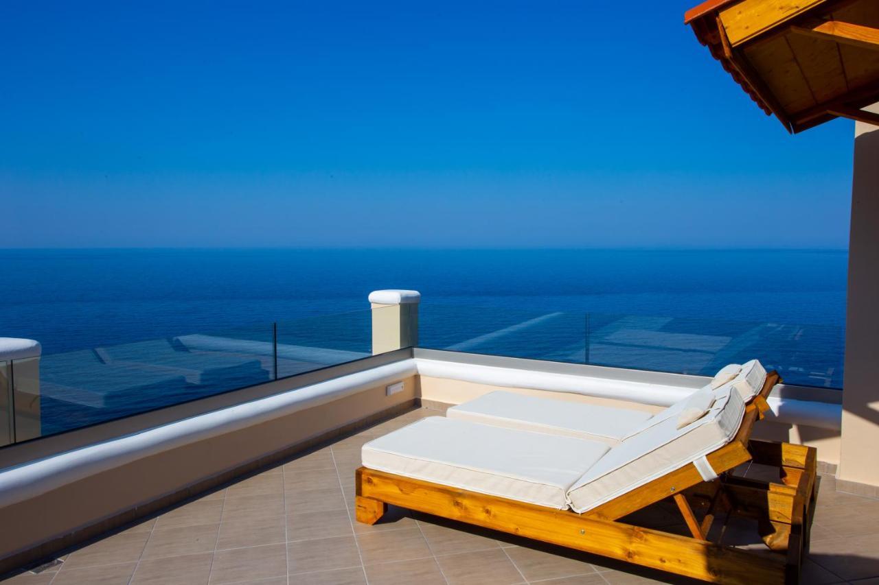 The Life Suites Limniónas 외부 사진