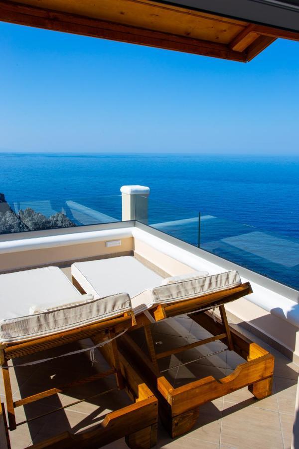 The Life Suites Limniónas 외부 사진